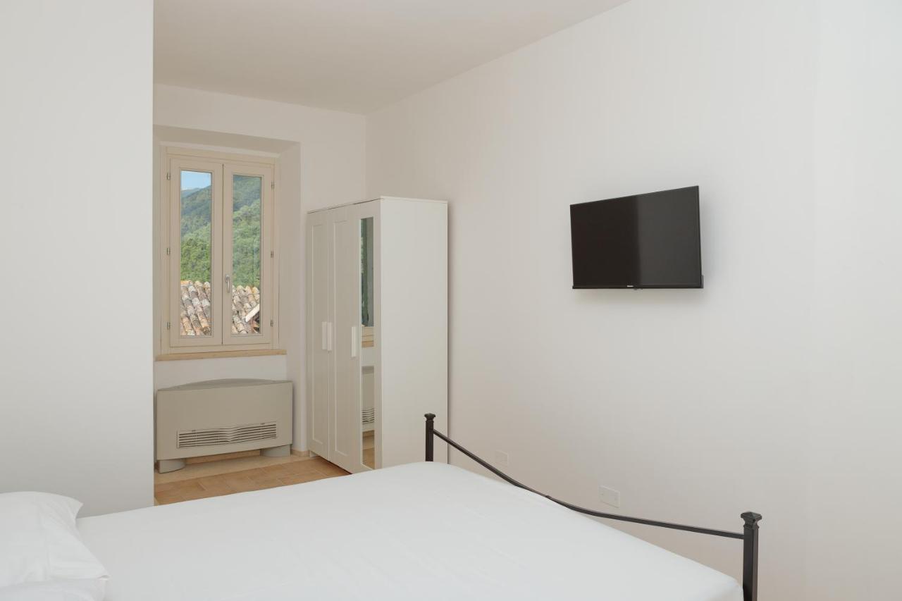 Nera Apartments Sant'Anatolia di Narco Exterior photo